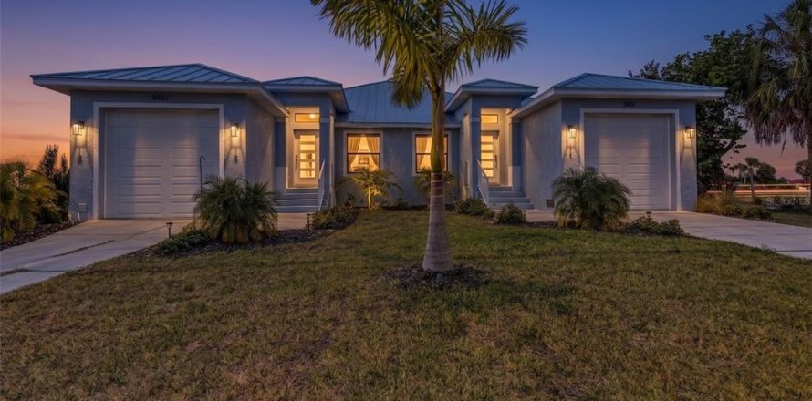 Commercial property in Punta Gorda, Florida 6 bedrooms, 231.14 sq.m. № 2239674