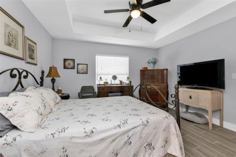 Commercial property in Punta Gorda, Florida 6 bedrooms, 231.14 sq.m. № 2239674 - photo 19
