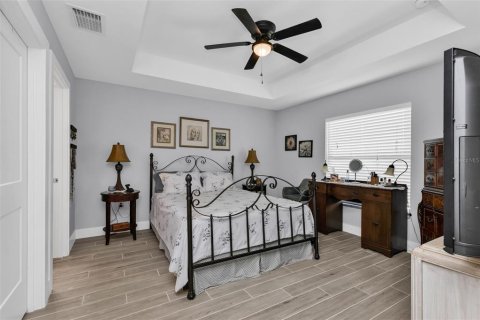 Commercial property in Punta Gorda, Florida 6 bedrooms, 231.14 sq.m. № 2239674 - photo 16