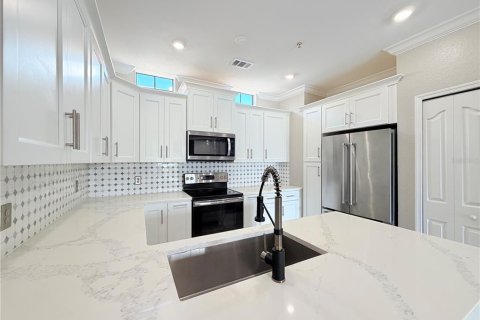 Touwnhouse à louer à Orlando, Floride: 3 chambres, 155.89 m2 № 2384052 - photo 10