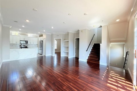 Touwnhouse à louer à Orlando, Floride: 3 chambres, 155.89 m2 № 2384052 - photo 3