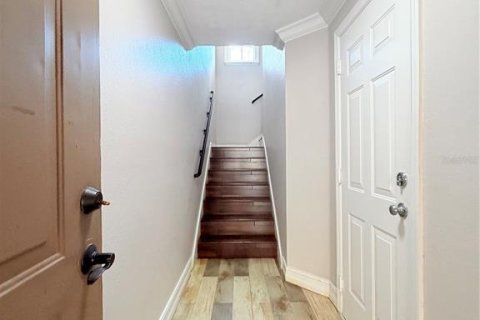 Touwnhouse à louer à Orlando, Floride: 3 chambres, 155.89 m2 № 2384052 - photo 2