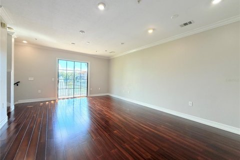 Touwnhouse à louer à Orlando, Floride: 3 chambres, 155.89 m2 № 2384052 - photo 6