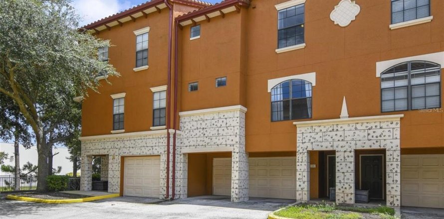 Touwnhouse à Orlando, Floride 3 chambres, 155.89 m2 № 2384052
