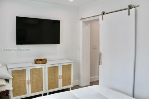 Снять в аренду квартиру в Хомстед, Флорида 1 спальня, 37.16м2, № 2028950 - фото 7