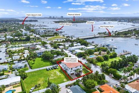 Villa ou maison à vendre à West Palm Beach, Floride: 3 chambres, 913.04 m2 № 2081777 - photo 6
