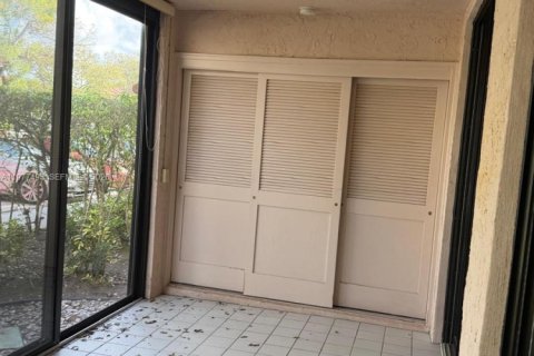 Condo in Boynton Beach, Florida, 3 bedrooms  № 2041066 - photo 10