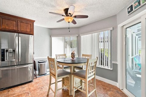 Villa ou maison à vendre à Spring Hill, Floride: 2 chambres, 149.76 m2 № 2297169 - photo 11