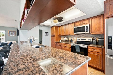 Villa ou maison à vendre à Spring Hill, Floride: 2 chambres, 149.76 m2 № 2297169 - photo 6