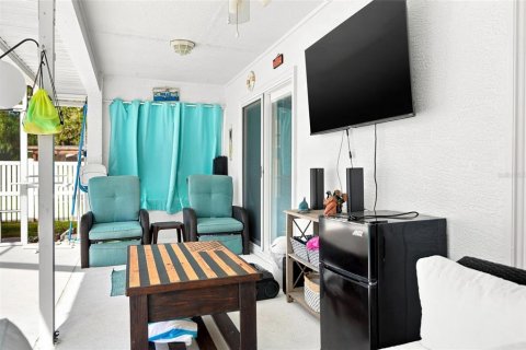 Villa ou maison à vendre à Spring Hill, Floride: 2 chambres, 149.76 m2 № 2297169 - photo 23