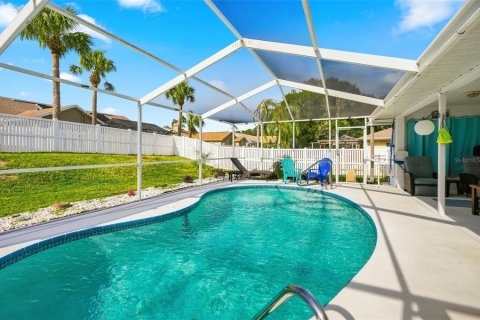 Villa ou maison à vendre à Spring Hill, Floride: 2 chambres, 149.76 m2 № 2297169 - photo 25