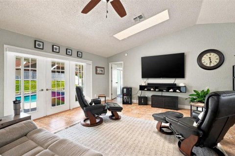 Villa ou maison à vendre à Spring Hill, Floride: 2 chambres, 149.76 m2 № 2297169 - photo 4