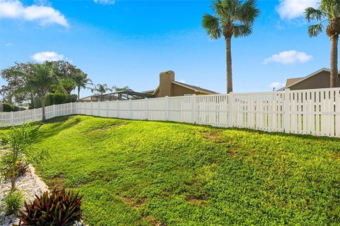 Villa ou maison à vendre à Spring Hill, Floride: 2 chambres, 149.76 m2 № 2297169 - photo 28