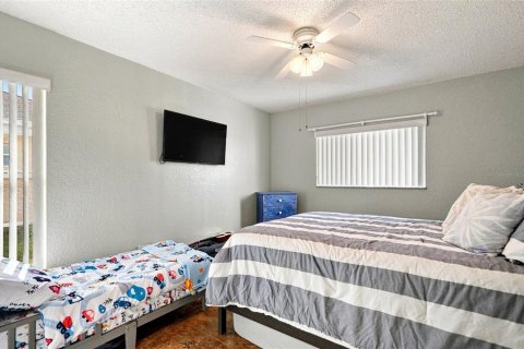 Villa ou maison à vendre à Spring Hill, Floride: 2 chambres, 149.76 m2 № 2297169 - photo 17