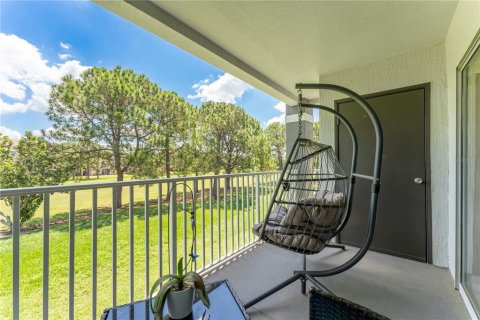 Condo in Orlando, Florida, 2 bedrooms  № 2096479 - photo 21