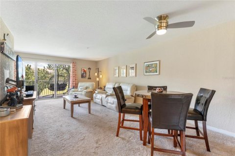 Condo in Orlando, Florida, 2 bedrooms  № 2096479 - photo 7