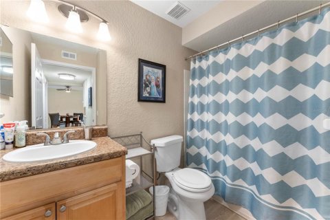 Condo in Orlando, Florida, 2 bedrooms  № 2096479 - photo 19