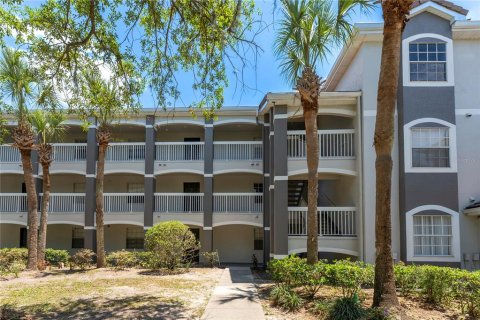 Condo in Orlando, Florida, 2 bedrooms  № 2096479