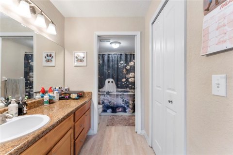 Condo in Orlando, Florida, 2 bedrooms  № 2096479 - photo 16