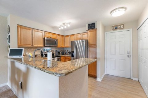 Condo in Orlando, Florida, 2 bedrooms  № 2096479 - photo 4