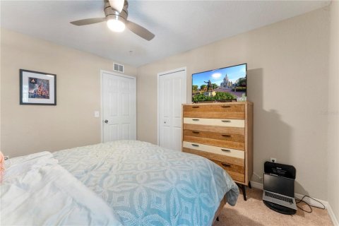 Condo in Orlando, Florida, 2 bedrooms  № 2096479 - photo 18