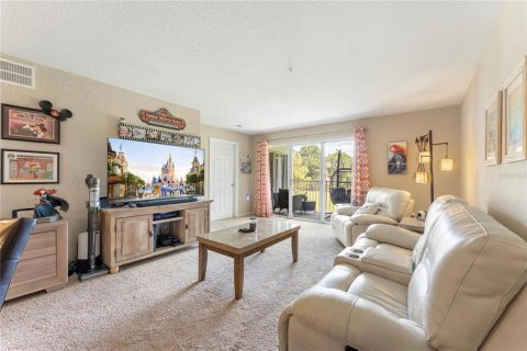 Condo in Orlando, Florida, 2 bedrooms  № 2096479 - photo 9