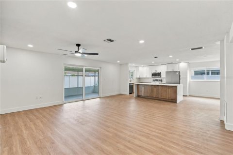 Casa en venta en Dunedin, Florida, 3 dormitorios, 135.36 m2 № 2381131 - foto 16