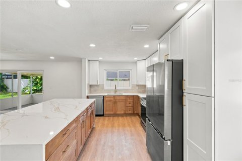 Casa en venta en Dunedin, Florida, 3 dormitorios, 135.36 m2 № 2381131 - foto 13