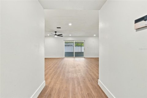 Casa en venta en Dunedin, Florida, 3 dormitorios, 135.36 m2 № 2381131 - foto 5