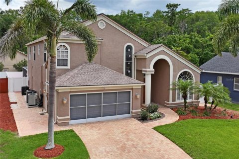 House in Tarpon Springs, Florida 4 bedrooms, 280.47 sq.m. № 1792779 - photo 2