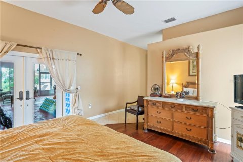 House in Tarpon Springs, Florida 4 bedrooms, 280.47 sq.m. № 1792779 - photo 23