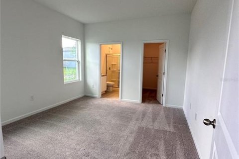 Casa en alquiler en Haines City, Florida, 3 dormitorios, 130.16 m2 № 1800190 - foto 4