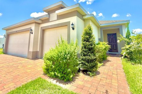 House in Davenport, Florida 4 bedrooms, 177.44 sq.m. № 1822553 - photo 2