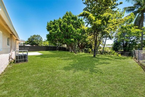 Casa en venta en Sunrise, Florida, 3 dormitorios, 99.03 m2 № 1945958 - foto 30