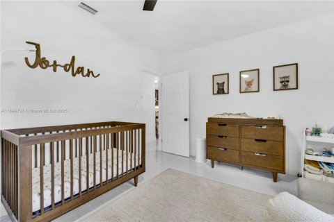 Villa ou maison à vendre à Miami Springs, Floride: 4 chambres, 224.54 m2 № 1949059 - photo 22