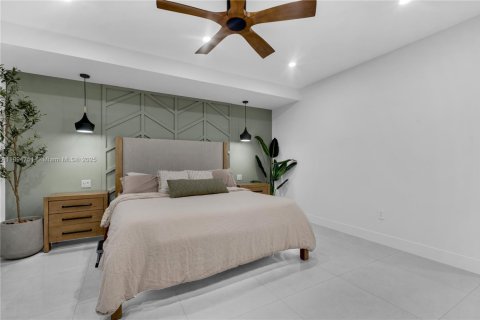 Villa ou maison à vendre à Miami Springs, Floride: 4 chambres, 224.54 m2 № 1949059 - photo 17