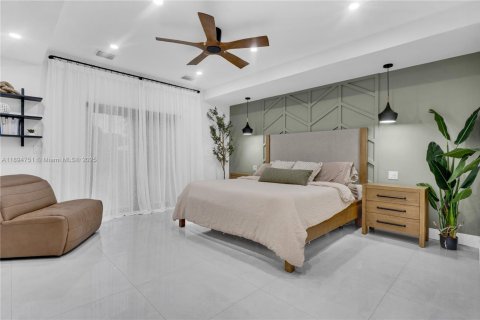 Villa ou maison à vendre à Miami Springs, Floride: 4 chambres, 224.54 m2 № 1949059 - photo 14