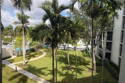 Condo in Fort Lauderdale, Florida, 2 bedrooms  № 2081797 - photo 14