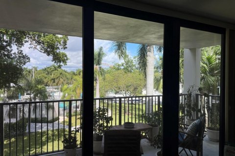 Condo in Fort Lauderdale, Florida, 2 bedrooms  № 2081797 - photo 7