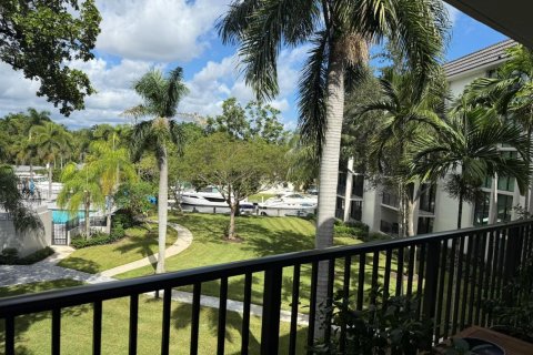 Condo in Fort Lauderdale, Florida, 2 bedrooms  № 2081797 - photo 21