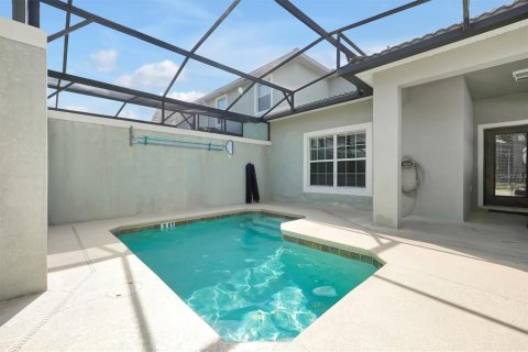 Touwnhouse à vendre à Kissimmee, Floride: 5 chambres, 197.7 m2 № 2407057 - photo 17
