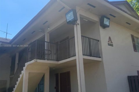 Кондоминиум с 1 спальней в Майами, Флорида № 2051120