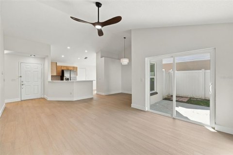 Villa ou maison à vendre à Tampa, Floride: 3 chambres, 105.26 m2 № 2429589 - photo 5