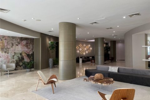 Copropriété à louer à Bal Harbour, Floride: 44.69 m2 № 1942874 - photo 13