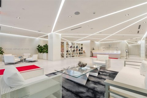 Condominio en venta en Miami, Florida, 1 dormitorio, 59.46 m2 № 2032938 - foto 14