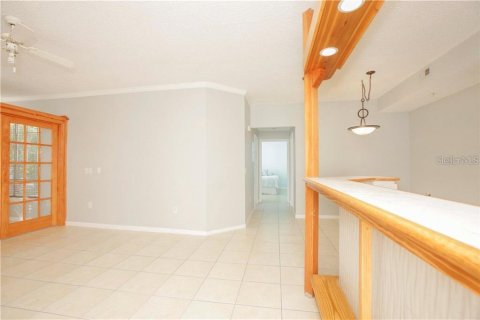 Condo in Orlando, Florida, 2 bedrooms № 2378315 - photo 16