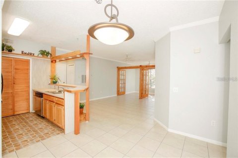 Condo in Orlando, Florida, 2 bedrooms № 2378315 - photo 10