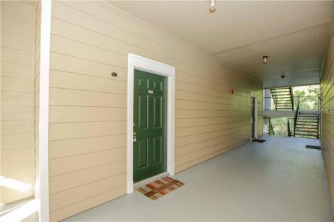 Condo in Orlando, Florida, 2 bedrooms № 2378315 - photo 6