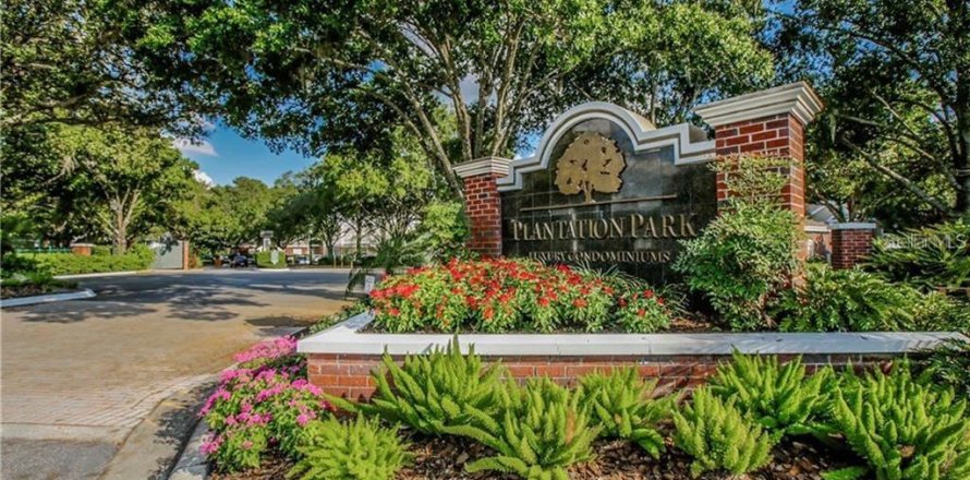 Condo in Orlando, Florida, 2 bedrooms № 2378315