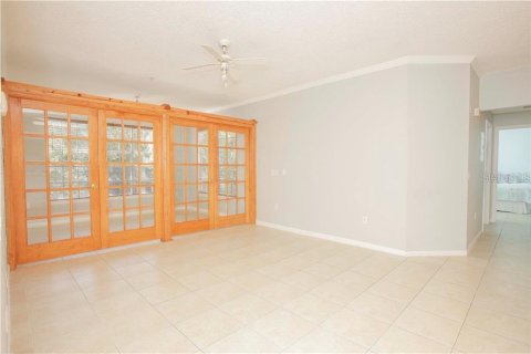 Condo in Orlando, Florida, 2 bedrooms № 2378315 - photo 12